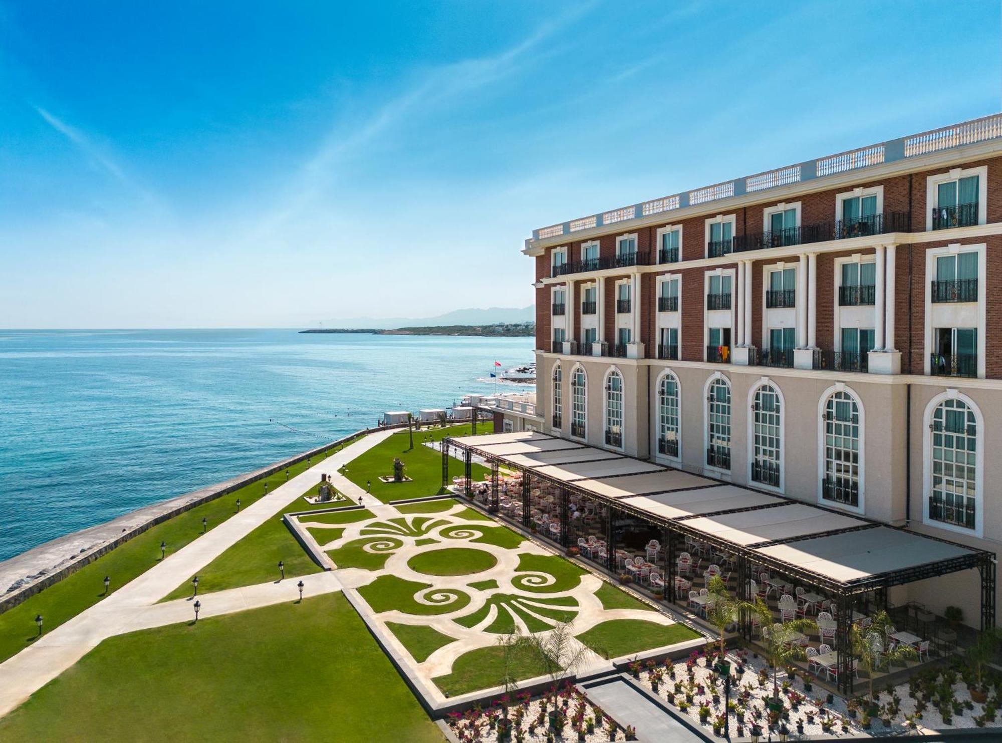 Kaya Palazzo Resort & Casino Kyrenia  Exterior photo